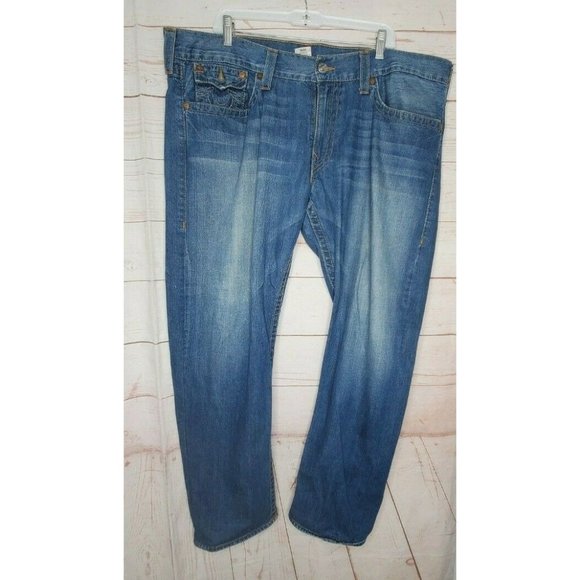 True Religion Billy Big T Men Factory Distressed Med Wash Size 42 Denim Jeans - Picture 1 of 12